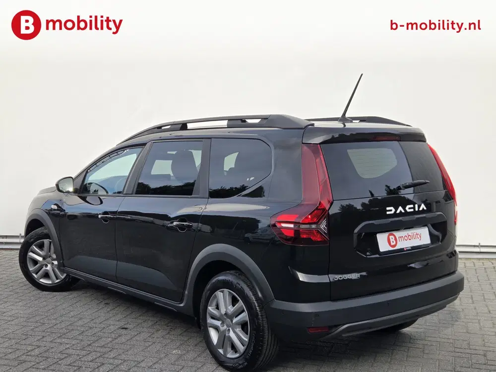Dacia Jogger 1.0 TCe 110 Expression Apple CarPlay Achte uit 2023, foto 4