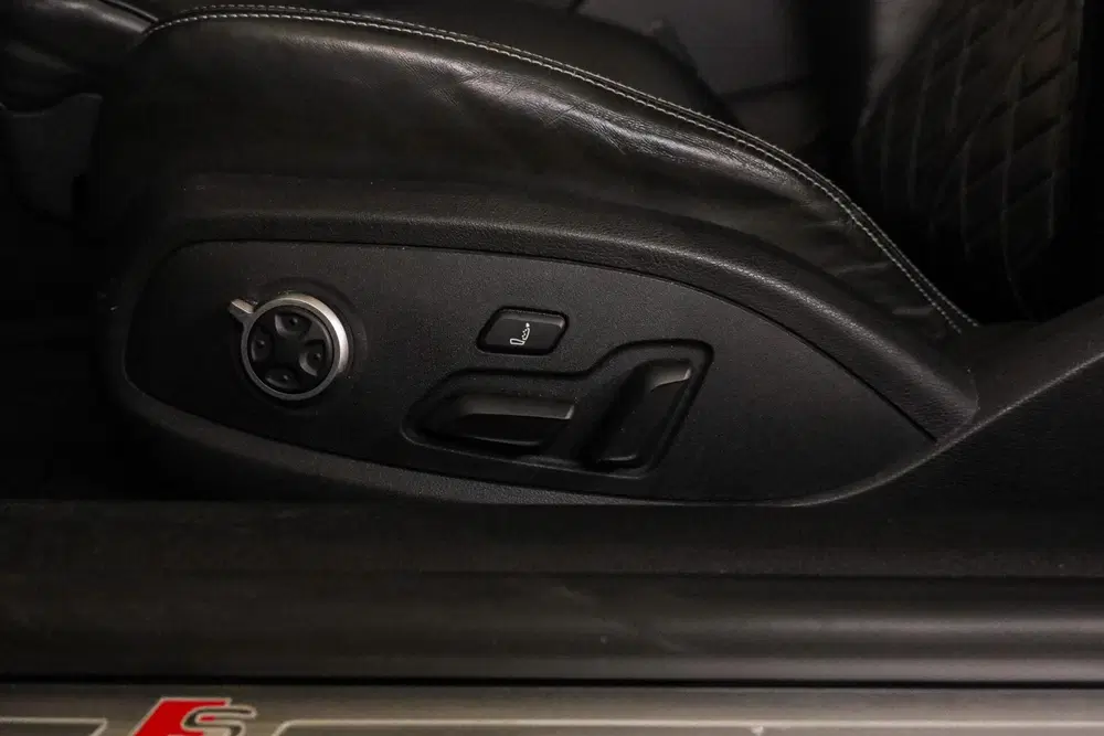 Audi A5 40 TFSI uit 2019, foto 13