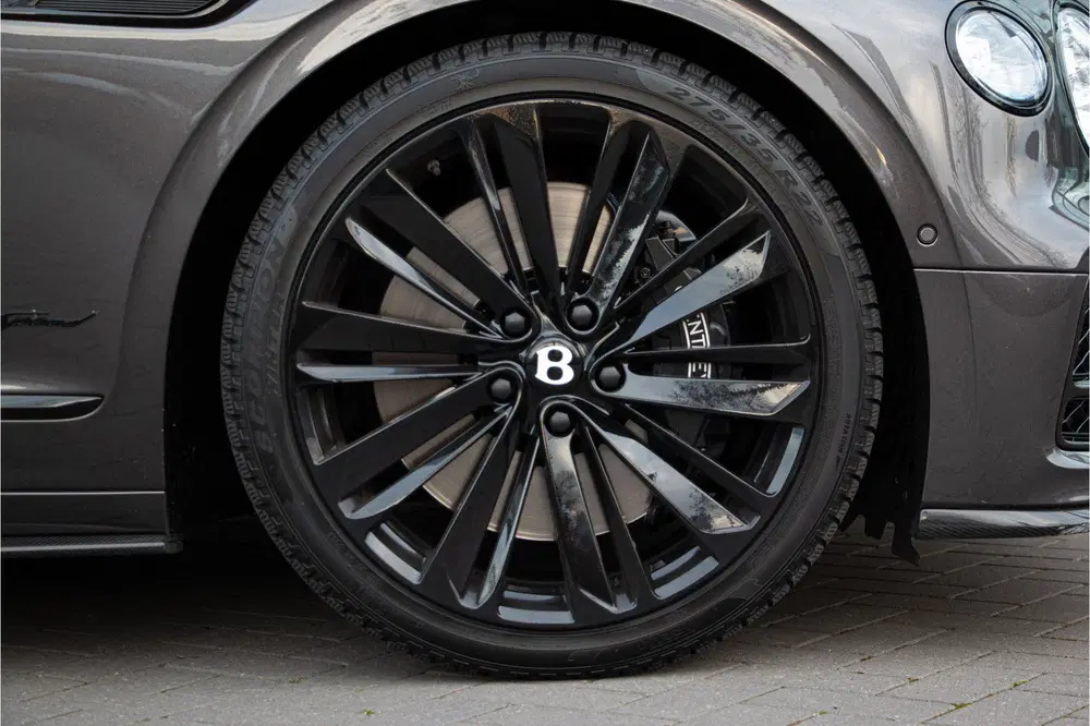 Bentley Flying Spur 6.0 W12 635PK uit 2022, foto 13