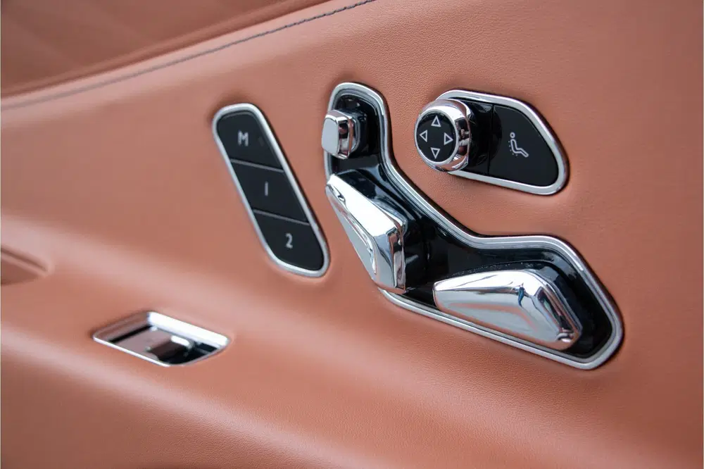 Bentley Flying Spur 6.0 W12 635PK uit 2022, foto 14