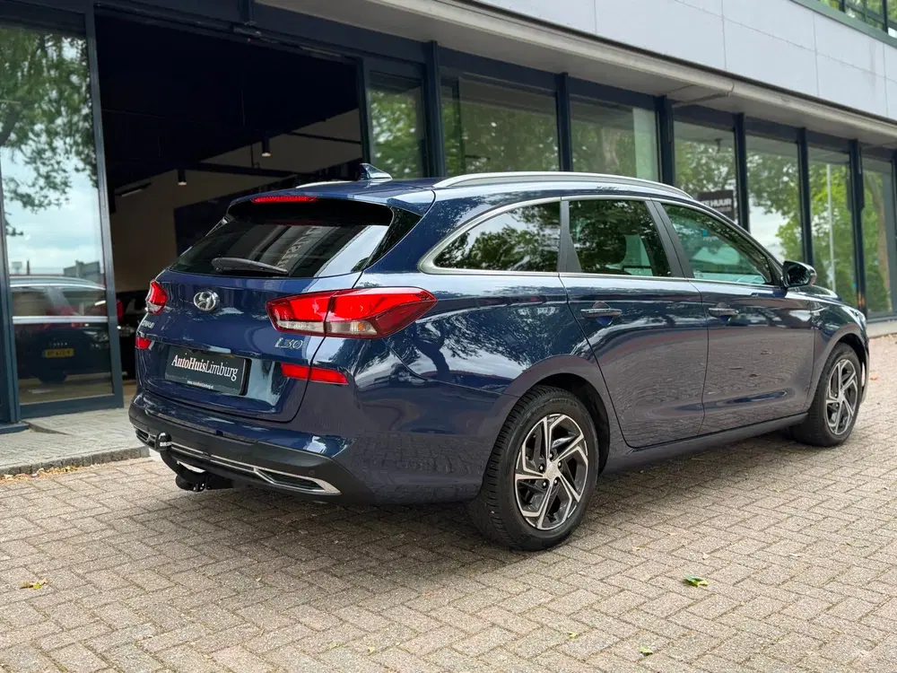Hyundai i30 1.5 T-GDi MHEV Premium uit 2021, foto 6