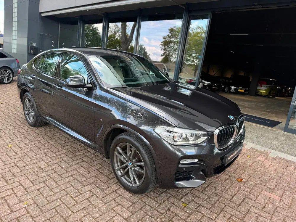 BMW X4 XDrive20i High Executive Edition uit 2019, foto 2