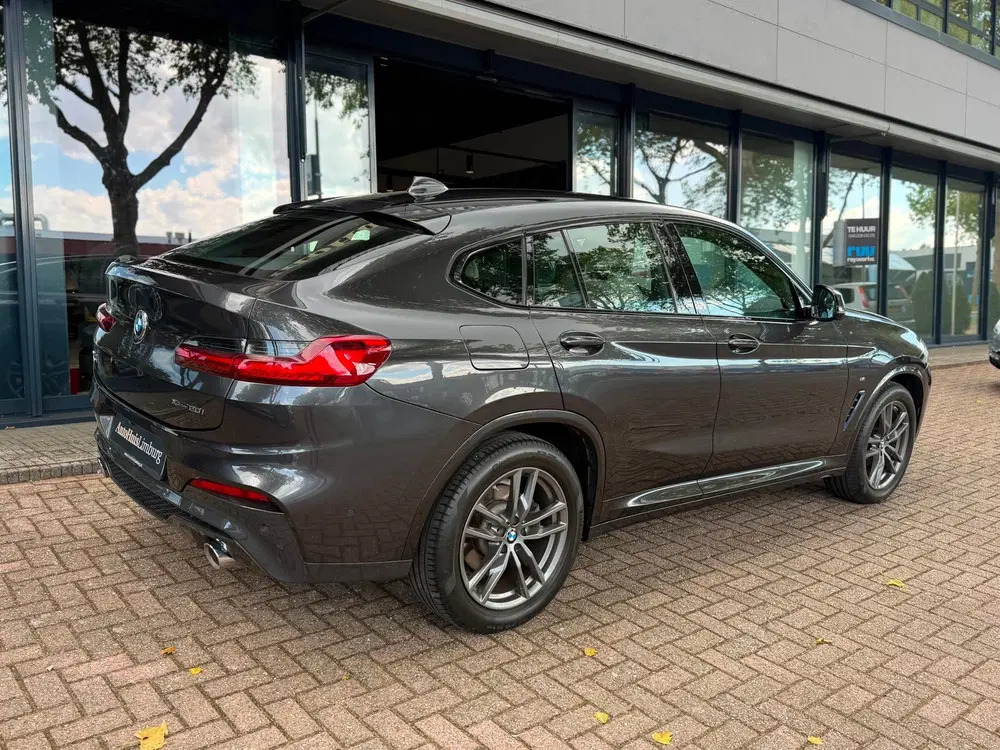 BMW X4 XDrive20i High Executive Edition uit 2019, foto 4