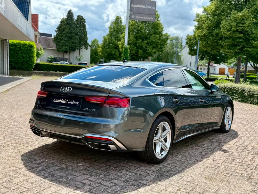 Audi A5 35 TFSI S edition uit 2022, foto 6