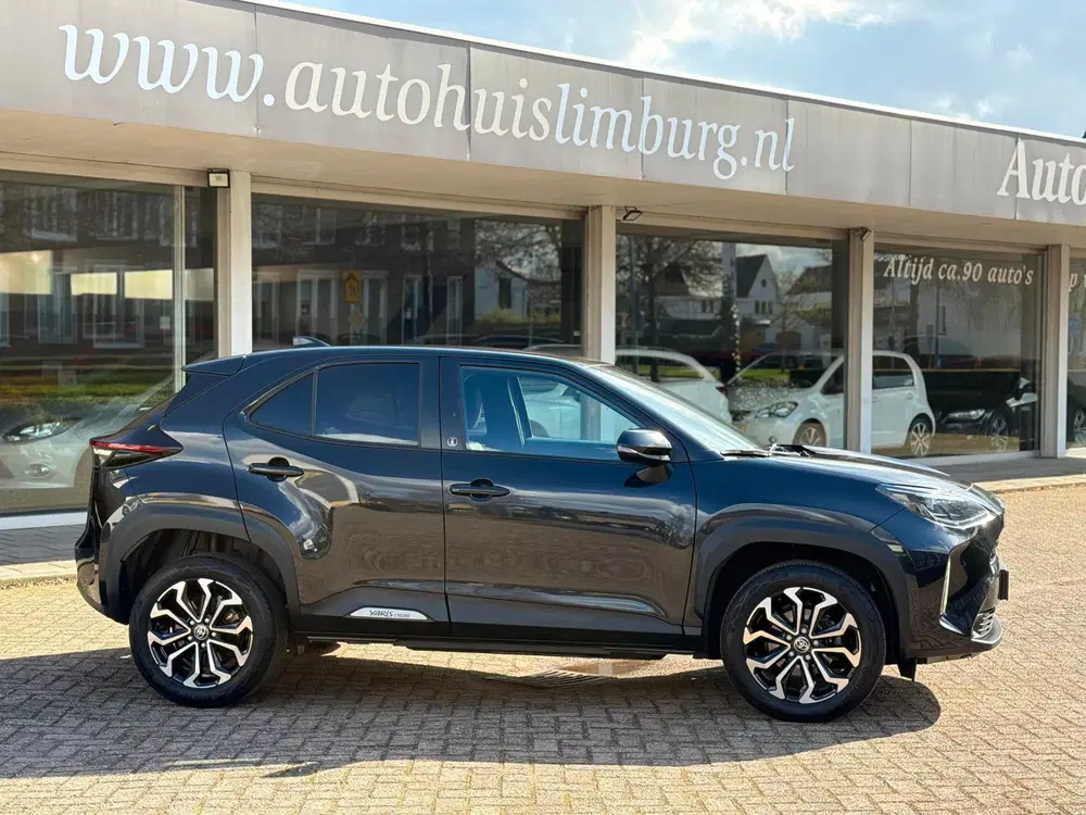 Toyota Yaris Cross 1.5 Hybrid Dynamic uit 2023, foto 3