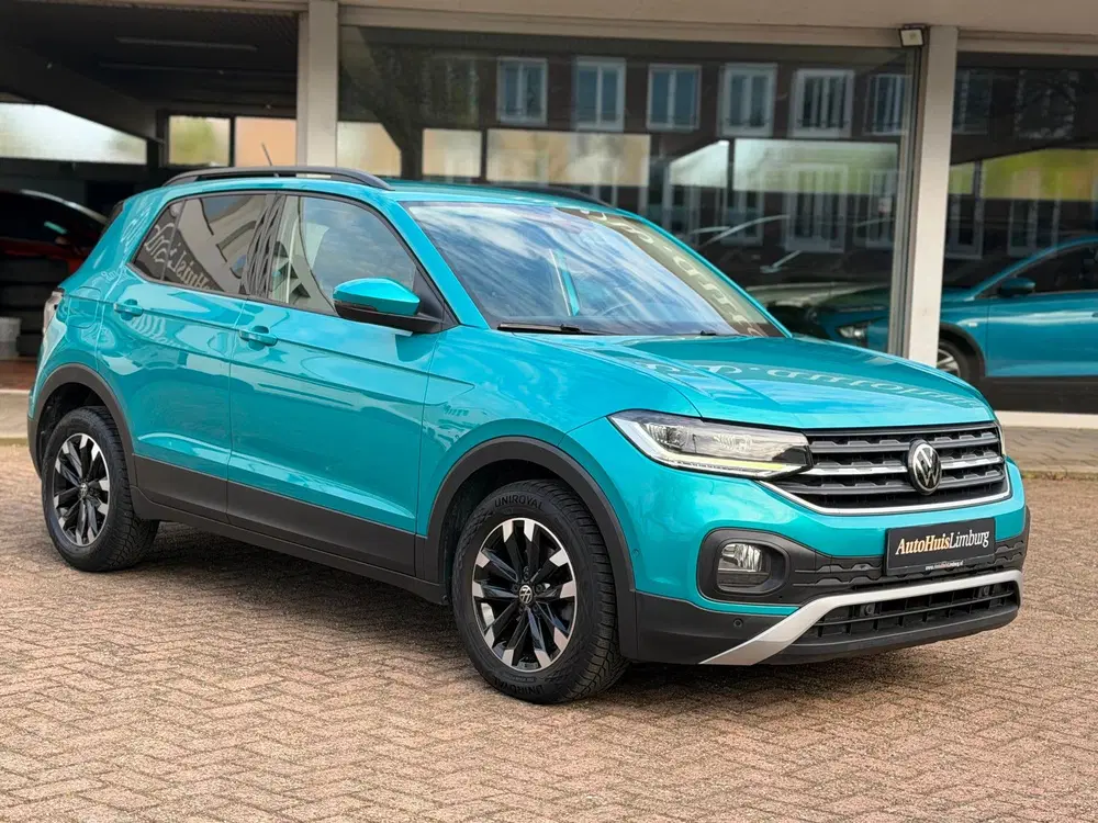 Volkswagen T-Cross 1.0 TSI Life Business uit 2020, foto 2
