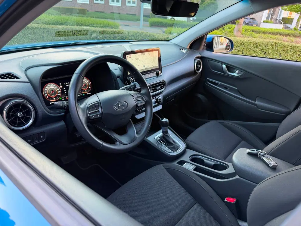 Hyundai KONA 1.6 GDI HEV Premium uit 2021, foto 14