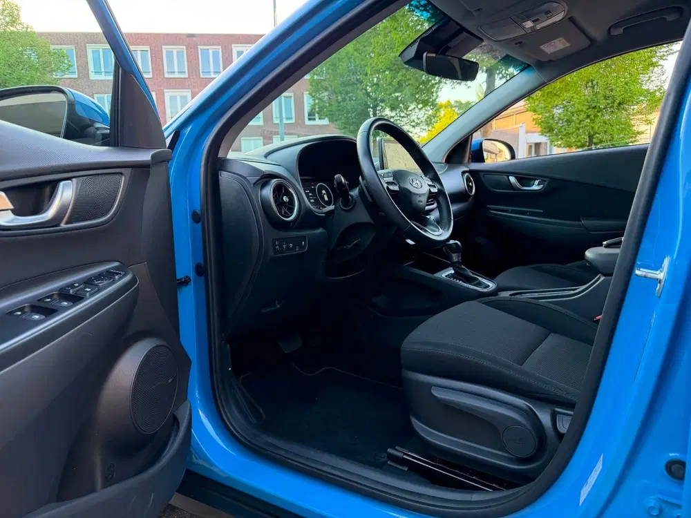 Hyundai KONA 1.6 GDI HEV Premium uit 2021, foto 8