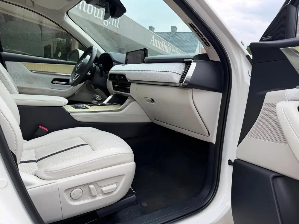 Mazda CX-60 2.5 e-SkyActiv PHEV Takumi uit 2023, foto 14