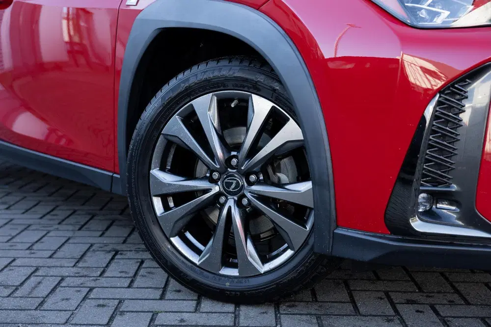 Lexus UX 250h F Sport First Edition uit 2019, foto 12