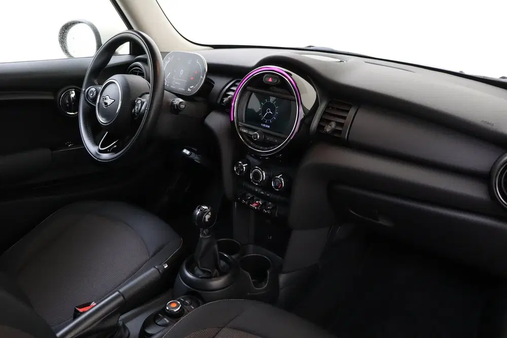 Mini Hatchback One First uit 2021, foto 12