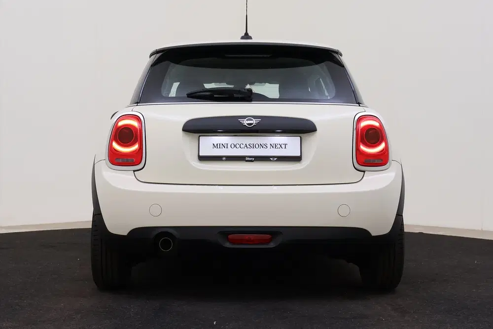 Mini Hatchback One First uit 2021, foto 5