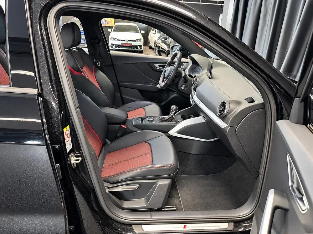 Audi Q2 35 TFSI CoD uit 2019, foto 10