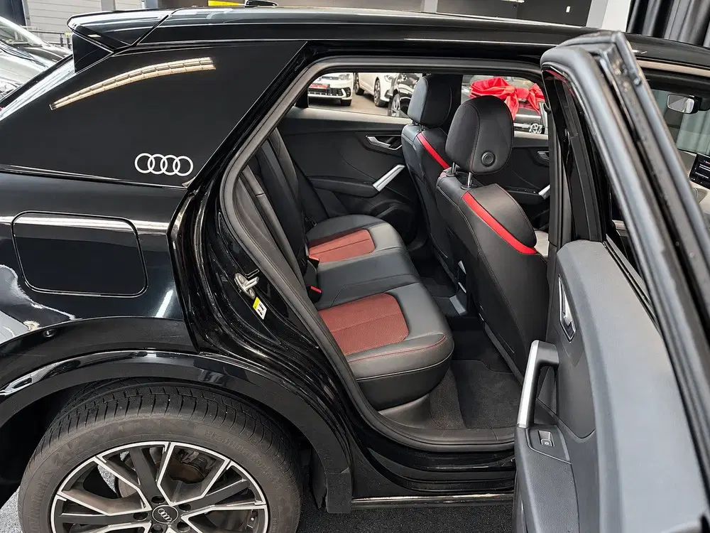 Audi Q2 35 TFSI CoD uit 2019, foto 12