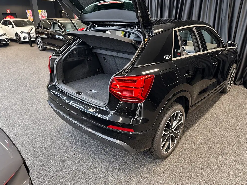 Audi Q2 35 TFSI CoD uit 2019, foto 14