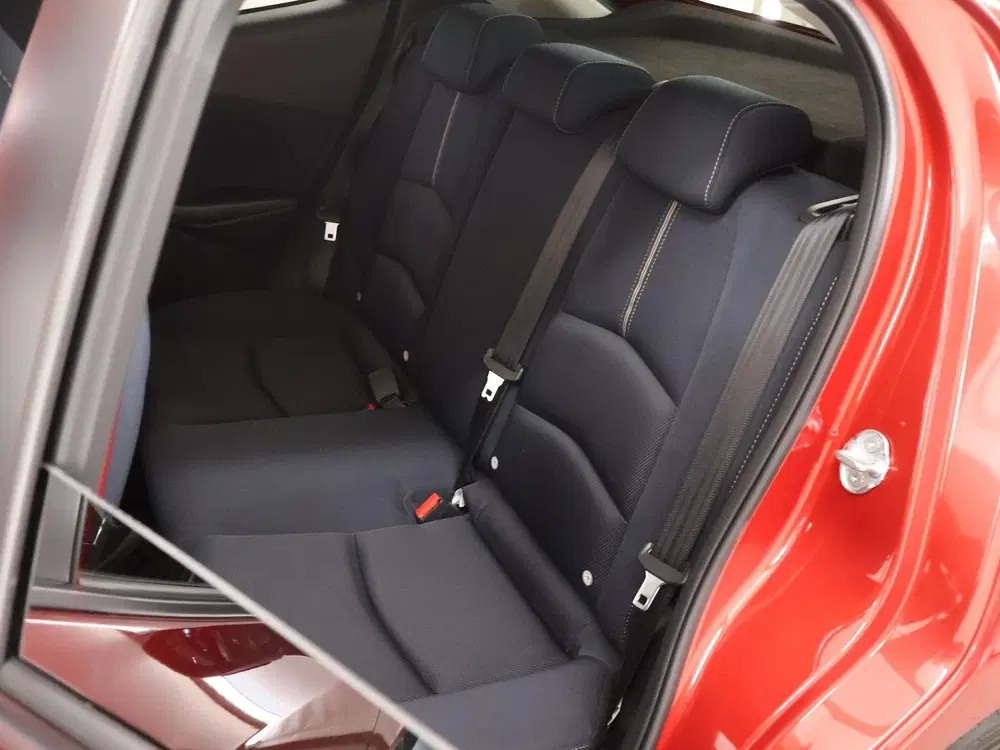 Mazda 2 1.5 Skyactiv-G Luxury uit 2023, foto 12