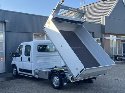Peugeot Boxer 435 2.2 BlueHDi 165 L3 DC Open laadbak Kip uit 2020