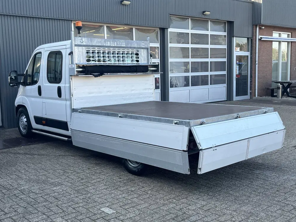 Peugeot Boxer 435 2.2 BlueHDi 165 L3 DC Open laadbak Kip uit 2020, foto 15