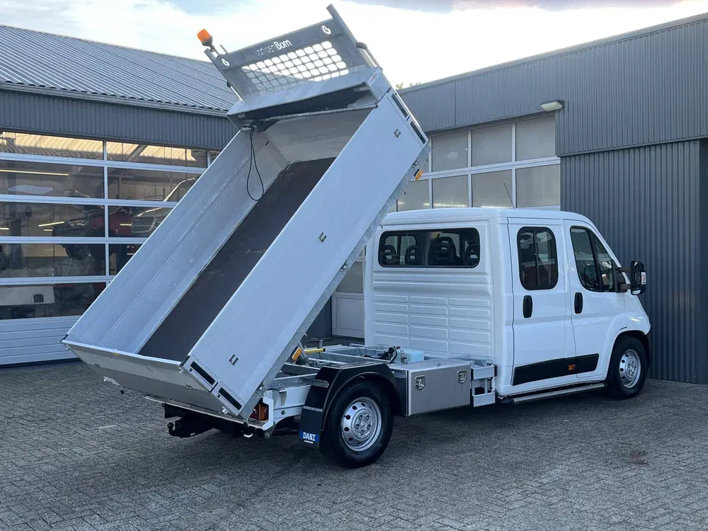 Peugeot Boxer 435 2.2 BlueHDi 165 L3 DC Open laadbak Kip uit 2020, foto 2
