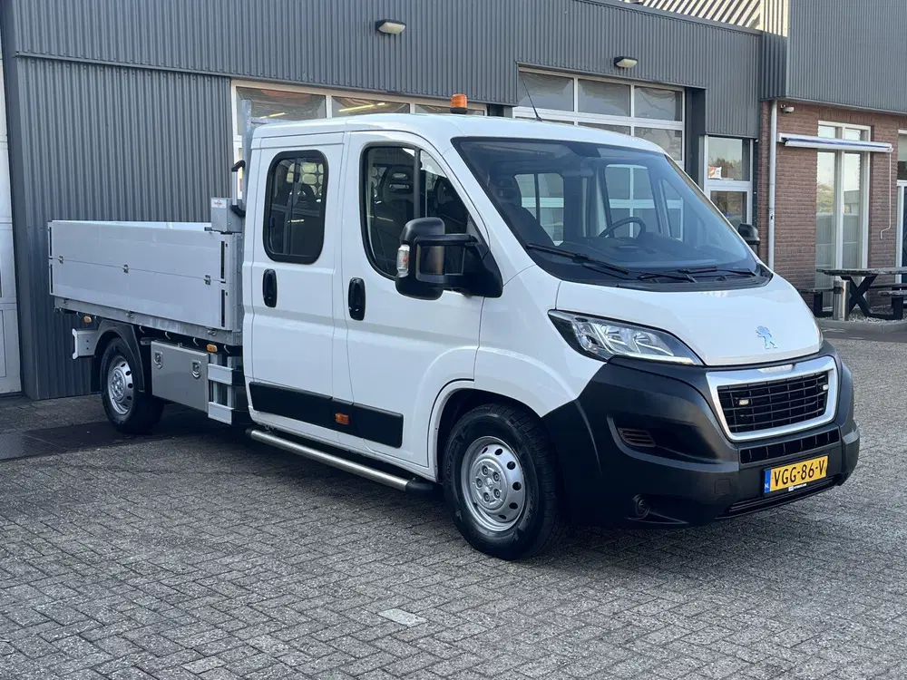 Peugeot Boxer 435 2.2 BlueHDi 165 L3 DC Open laadbak Kip uit 2020, foto 3