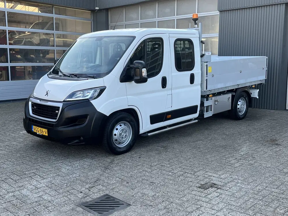 Peugeot Boxer 435 2.2 BlueHDi 165 L3 DC Open laadbak Kip uit 2020, foto 4
