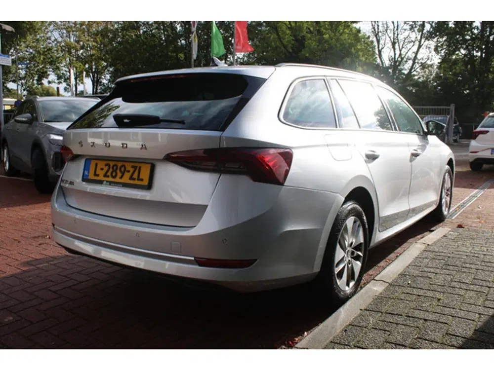 Skoda Octavia Combi 1.0 TSI *Business* uit 2021, foto 5