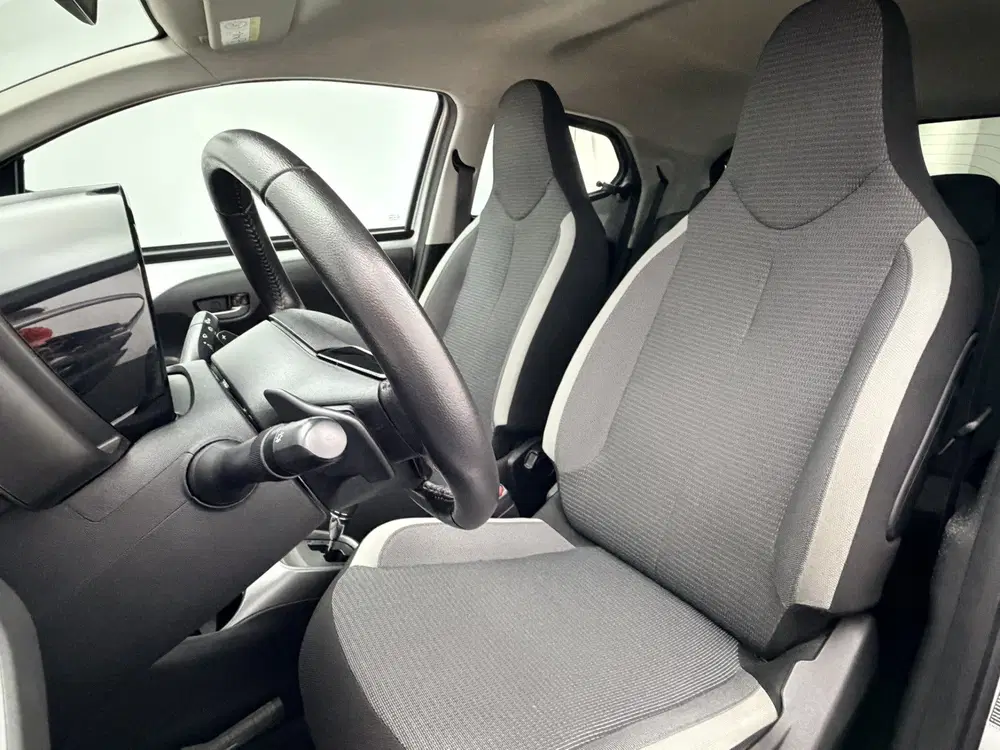 Toyota Aygo 1.0 VVT-i x-joy uit 2021, foto 11