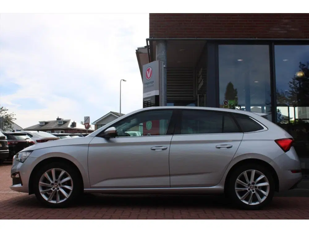 Skoda Scala 1.0 TSI DSG-7 *Style* uit 2019, foto 2