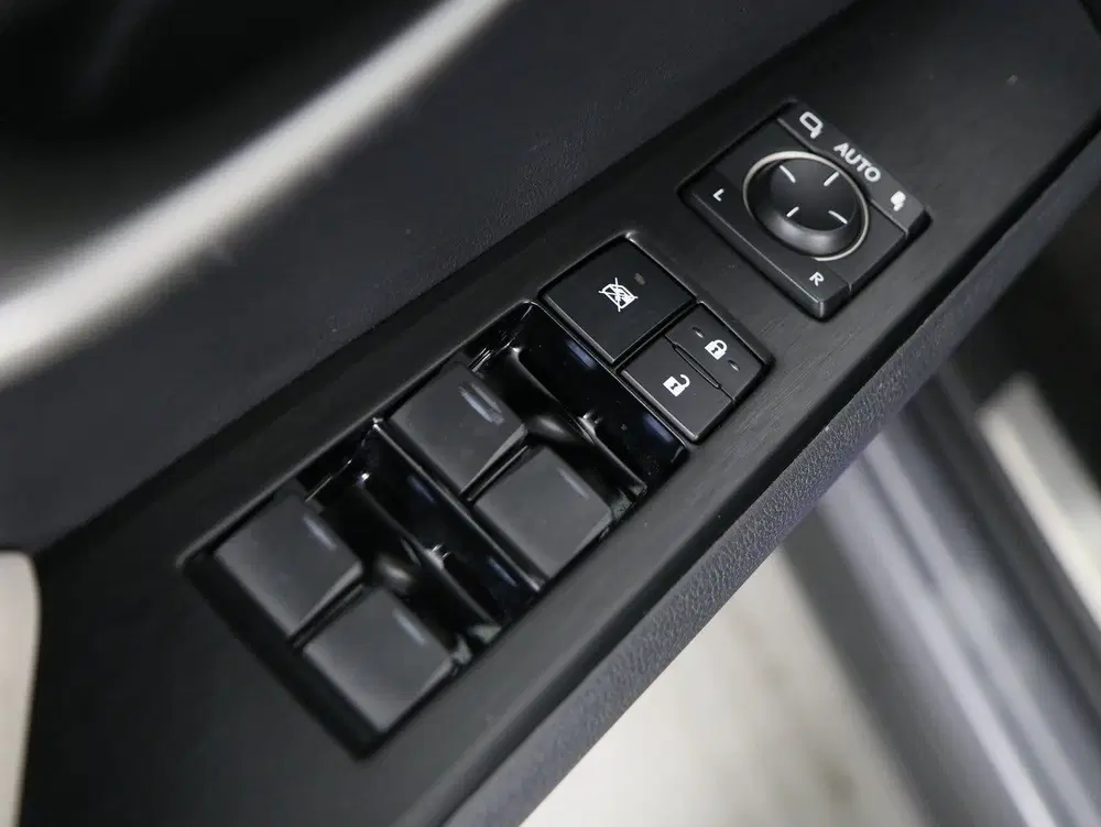 Lexus UX 250h AWD Executive Line uit 2019, foto 13