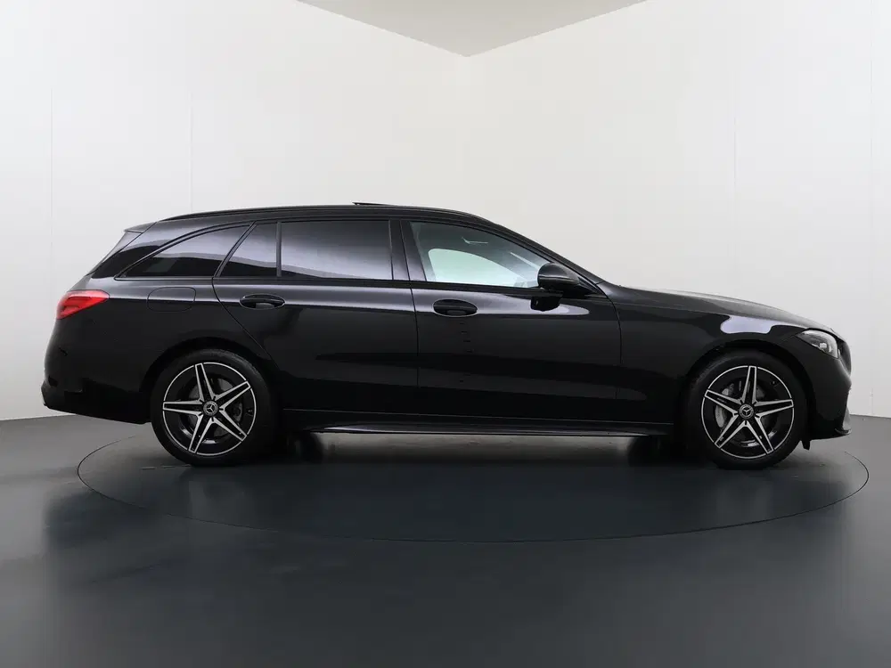 Mercedes-Benz C-Klasse 300 e Business Solution AMG uit 2025, foto 9