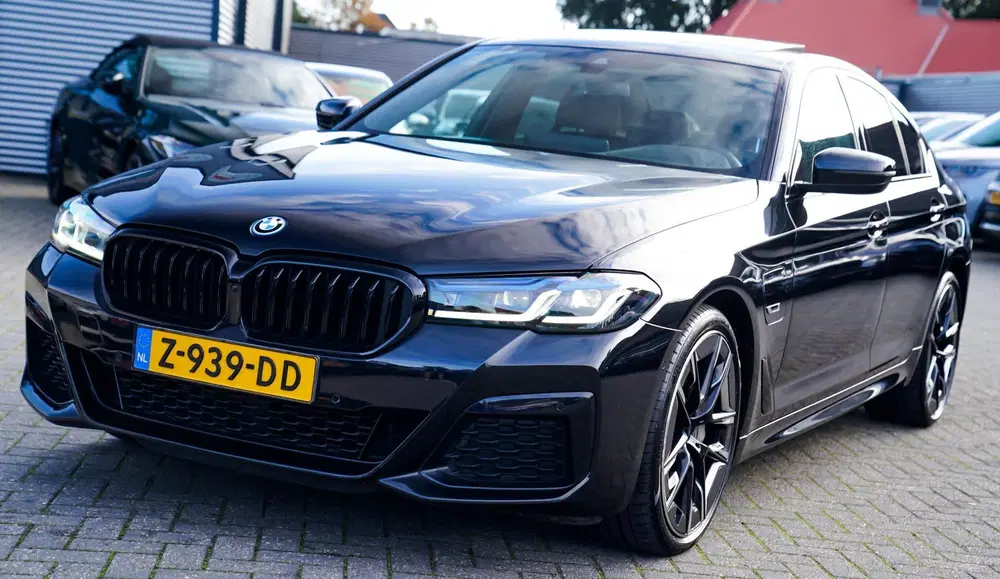 BMW 5-serie 545e xDrive High Executive uit 2021, foto 10