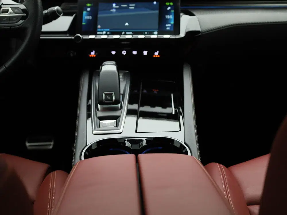 Peugeot 508 1.6 Hybrid 225 e-EAT8 GT uit 2021, foto 10