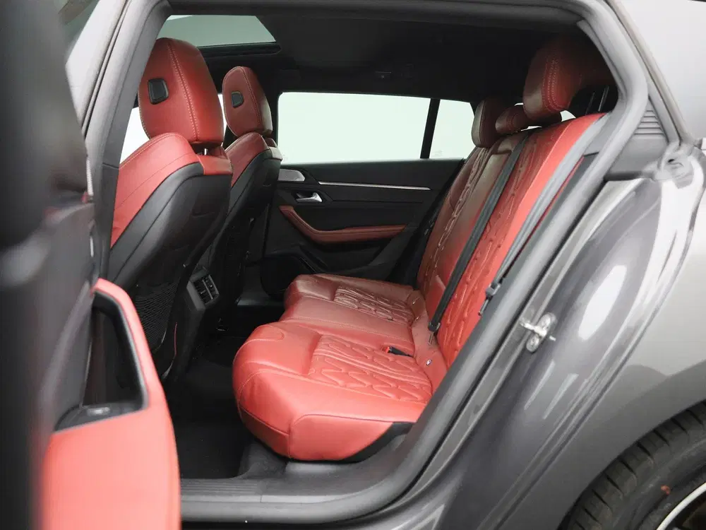 Peugeot 508 1.6 Hybrid 225 e-EAT8 GT uit 2021, foto 12