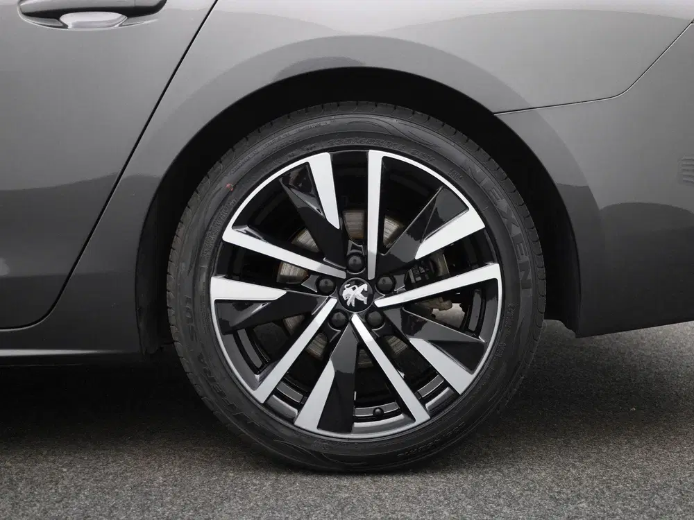 Peugeot 508 1.6 Hybrid 225 e-EAT8 GT uit 2021, foto 13