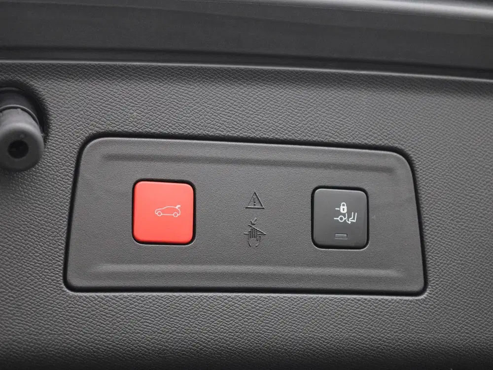 Peugeot 508 1.6 Hybrid 225 e-EAT8 GT uit 2021, foto 15