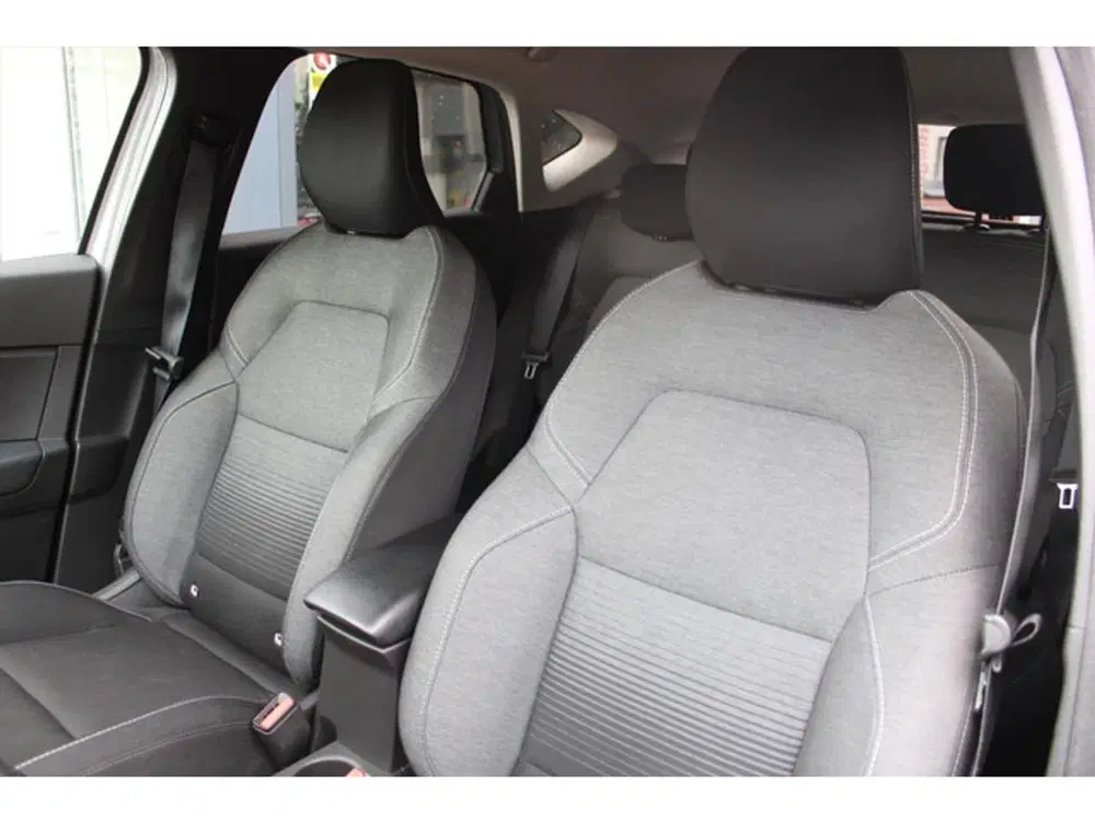 Renault Captur 1.3 TCe Hybride *Zen* uit 2021, foto 14