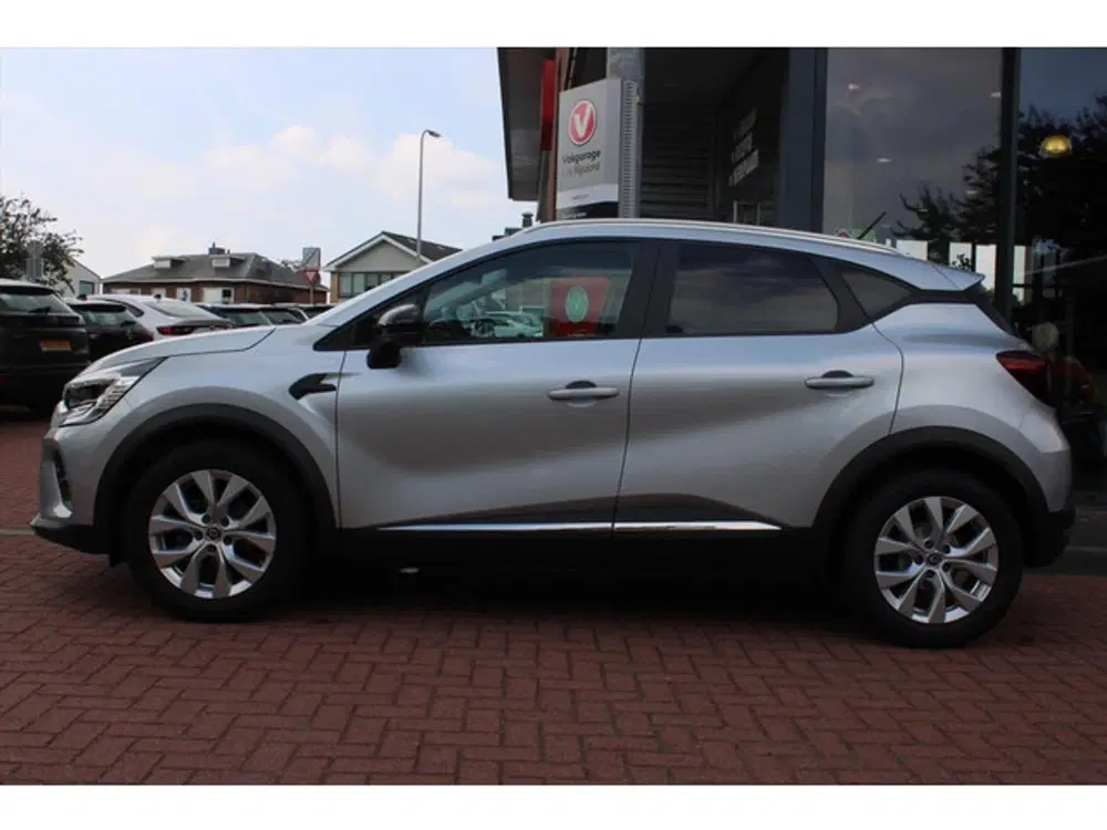 Renault Captur 1.3 TCe Hybride *Zen* uit 2021, foto 2