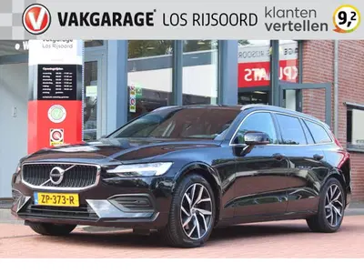 Volvo V60 T4 *Momentum Pro* uit 2019