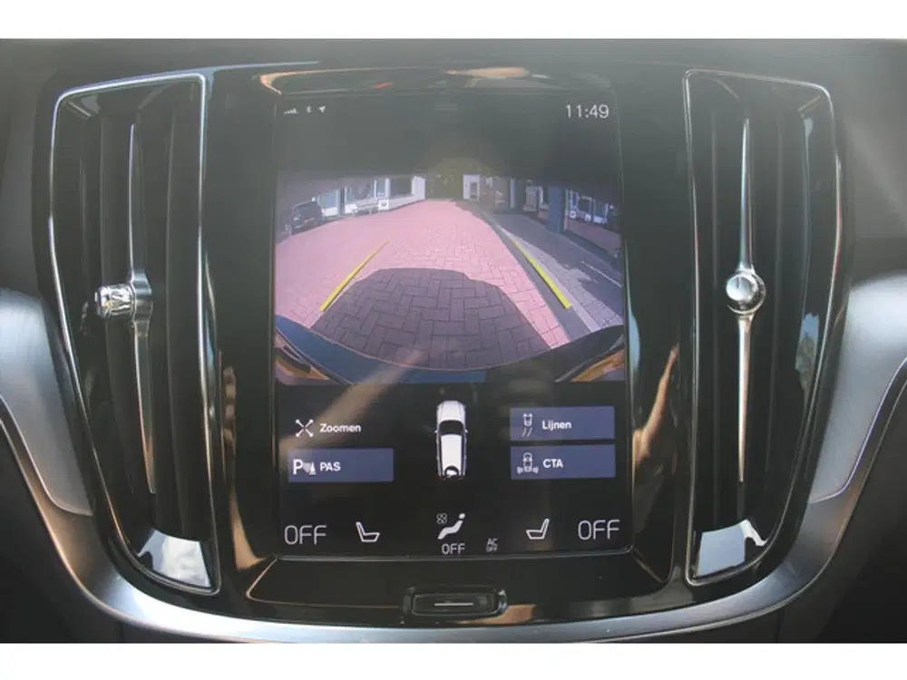 Volvo V60 T4 *Momentum Pro* uit 2019, foto 11