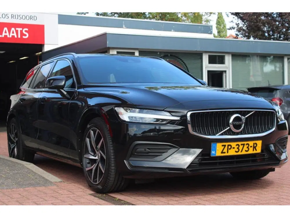 Volvo V60 T4 *Momentum Pro* uit 2019, foto 6