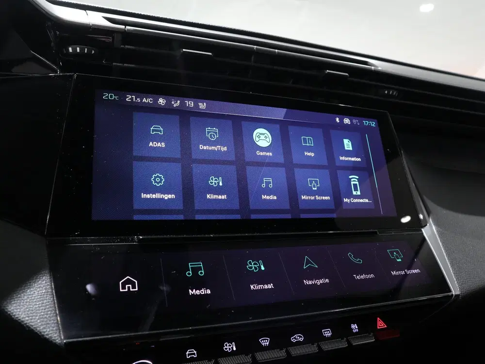 Peugeot 408 HYbrid 225 EAT8 Allure Avantage STOELVERWA uit 2025, foto 14