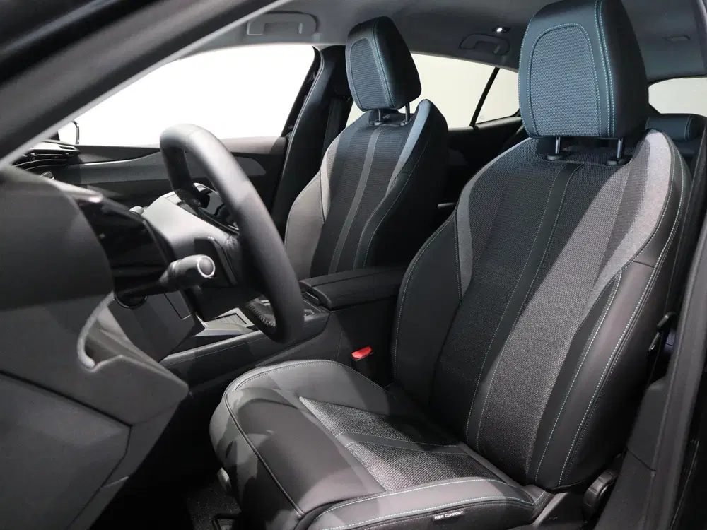 Peugeot 408 HYbrid 225 EAT8 Allure Avantage STOELVERWA uit 2025, foto 8