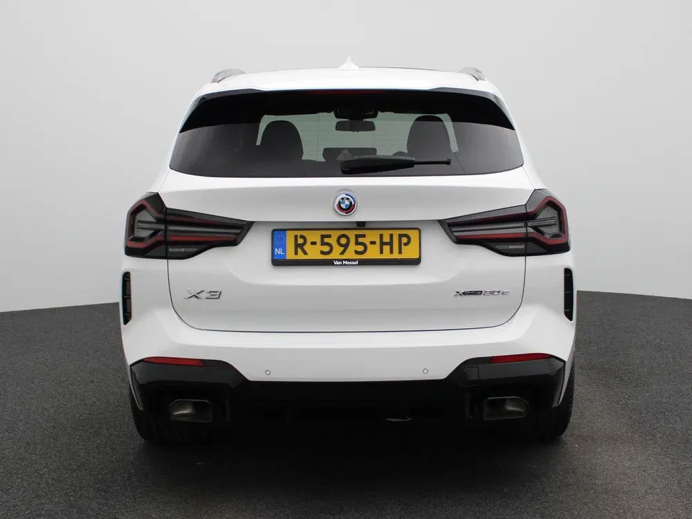 BMW X3 xDrive30e Business Edition Plus uit 2022, foto 5
