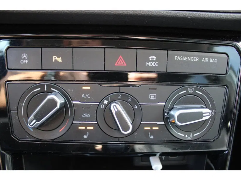 Volkswagen T-Cross 1.0 TSI Aut. *R-Line* uit 2021, foto 11