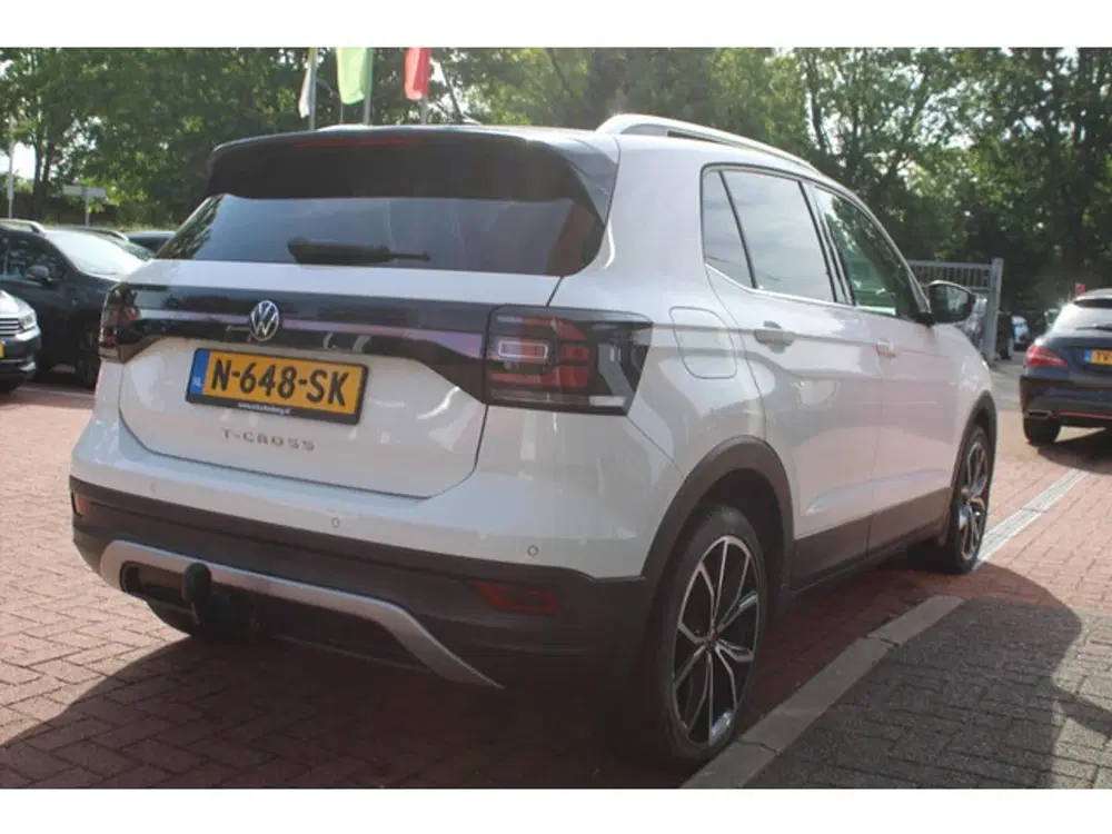 Volkswagen T-Cross 1.0 TSI Aut. *R-Line* uit 2021, foto 5