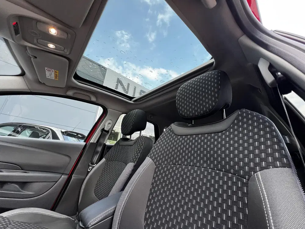 Renault Captur 1.3 TCe Intens uit 2019, foto 12
