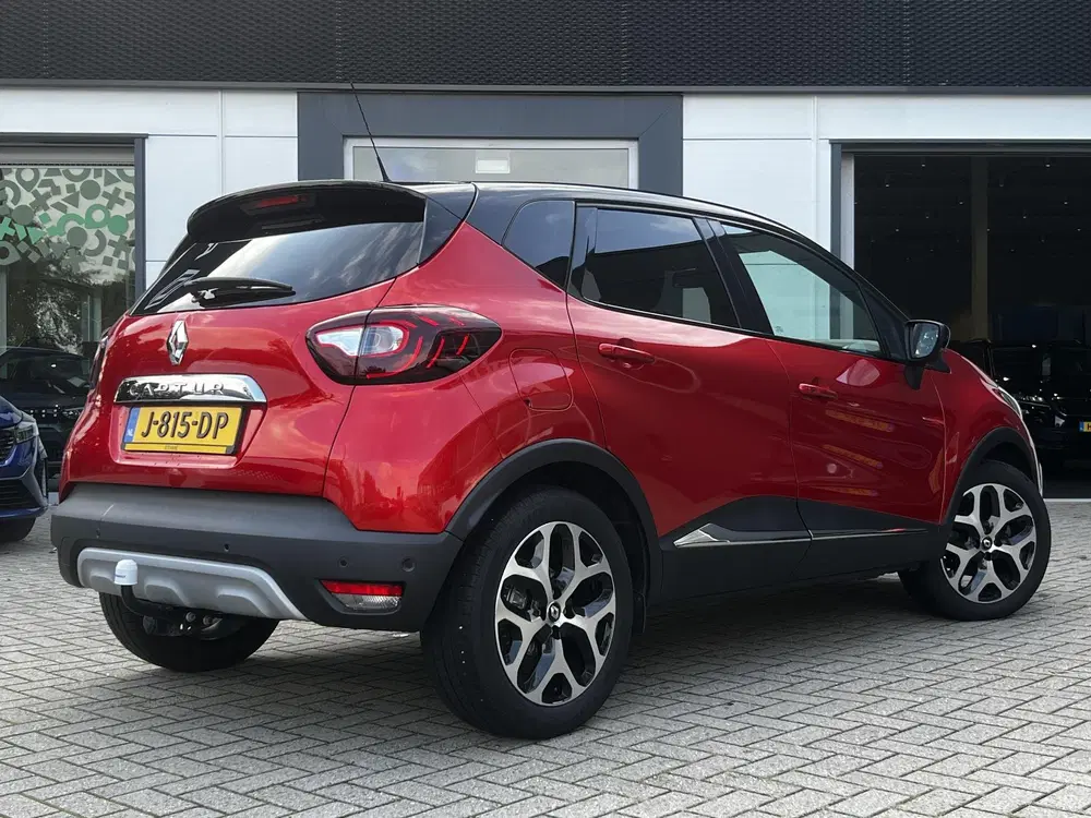 Renault Captur 1.3 TCe Intens uit 2019, foto 2