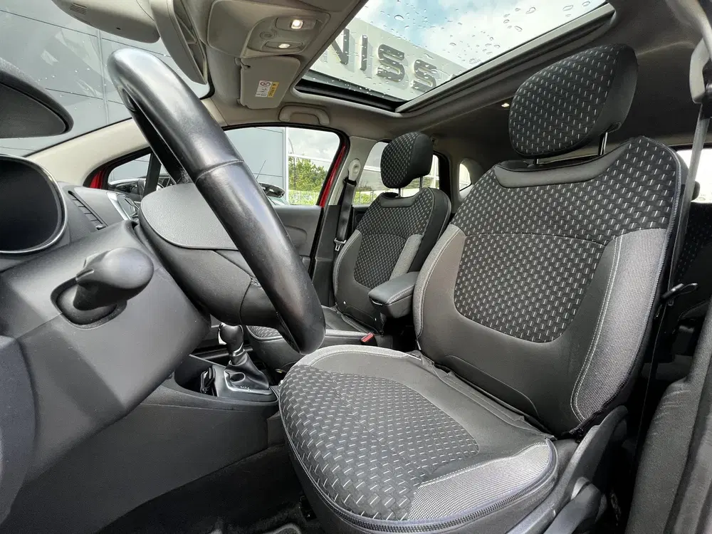 Renault Captur 1.3 TCe Intens uit 2019, foto 7