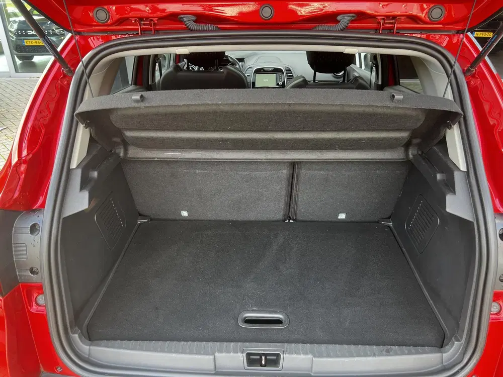 Renault Captur 1.3 TCe Intens uit 2019, foto 9