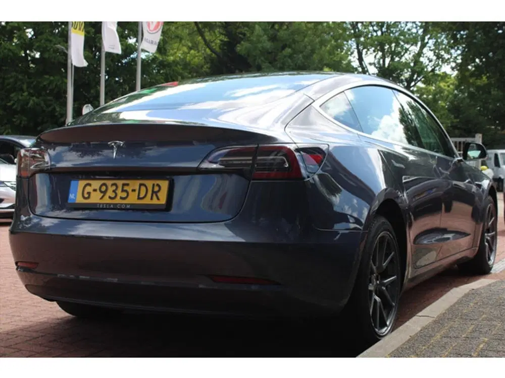 Tesla Model 3 Standard Plus RWD uit 2019, foto 5